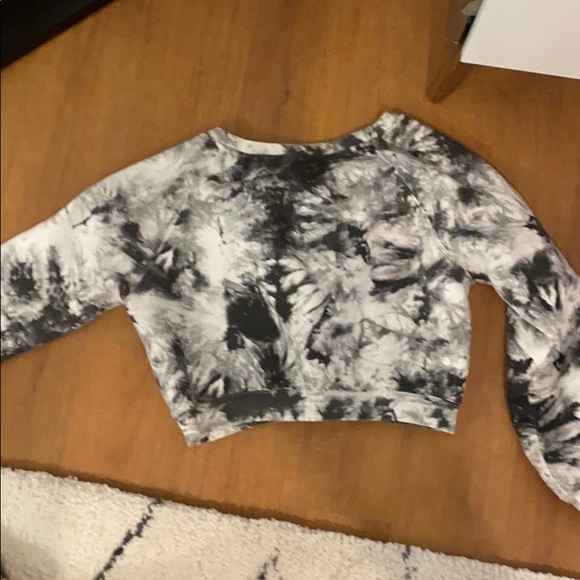 Balance Athletica Essence Crew - Medium - Picture 4 of 4